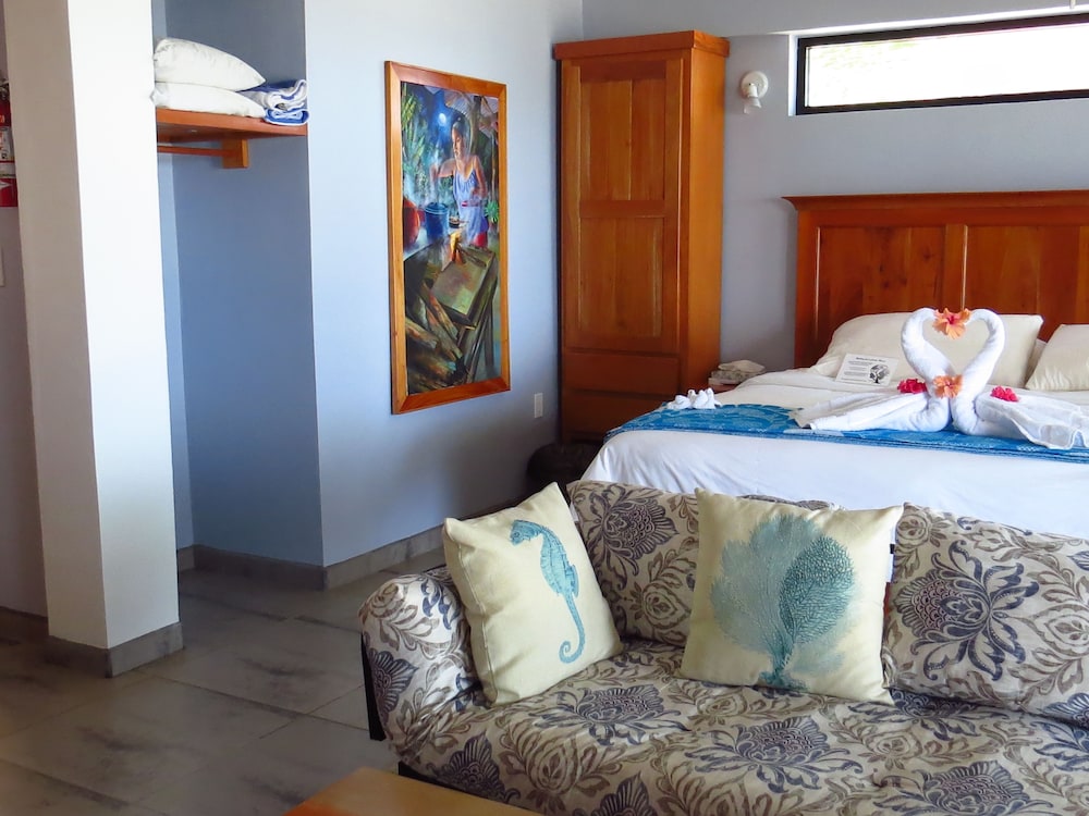 Maya Beach Hotel 14/82
