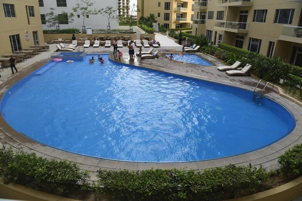 Gulf Suites Hotel Amwaj 44/50