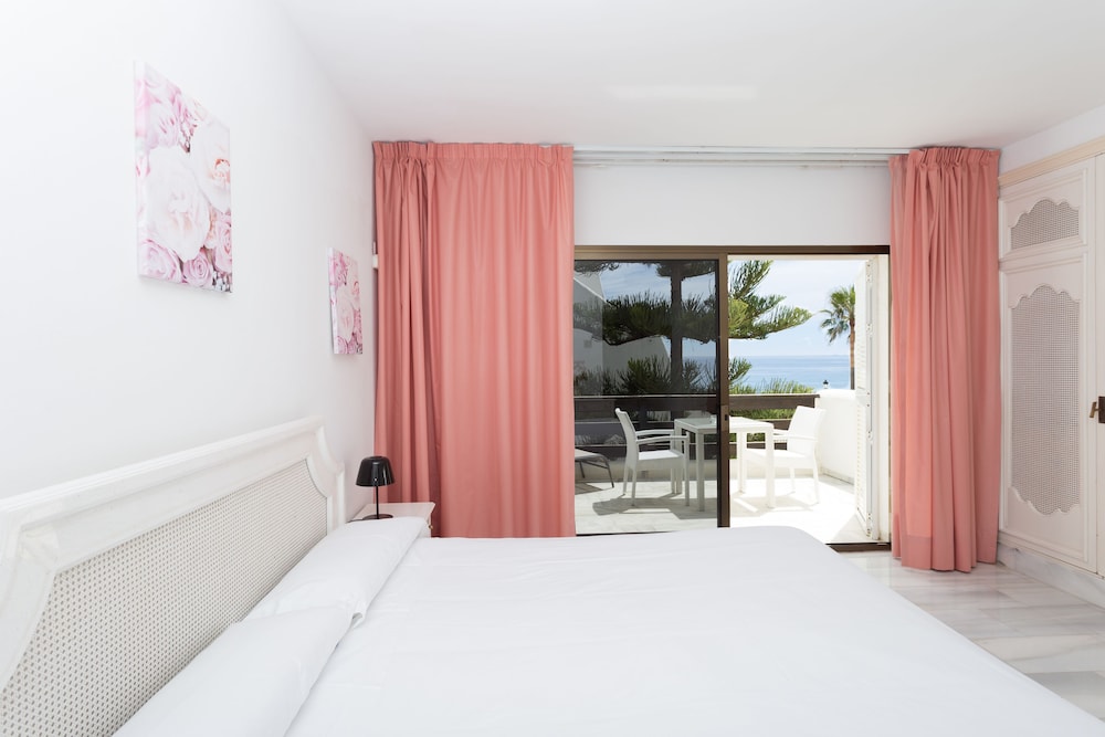 Coral Beach Aparthotel 32/77