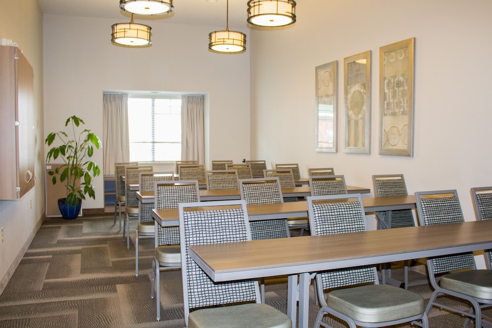 Microtel by Wyndham Penn Yan Finger Lakes Region 58/64