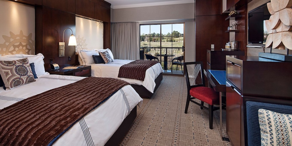 CHUMASH CASINO RESORT 11/34