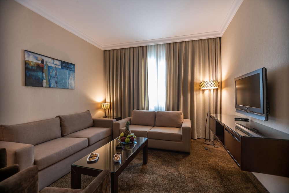 Lancaster Hotel Raouche 40/68