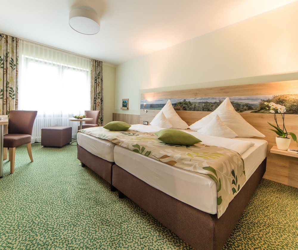 Ambient Hotel Am Europakanal 17/50