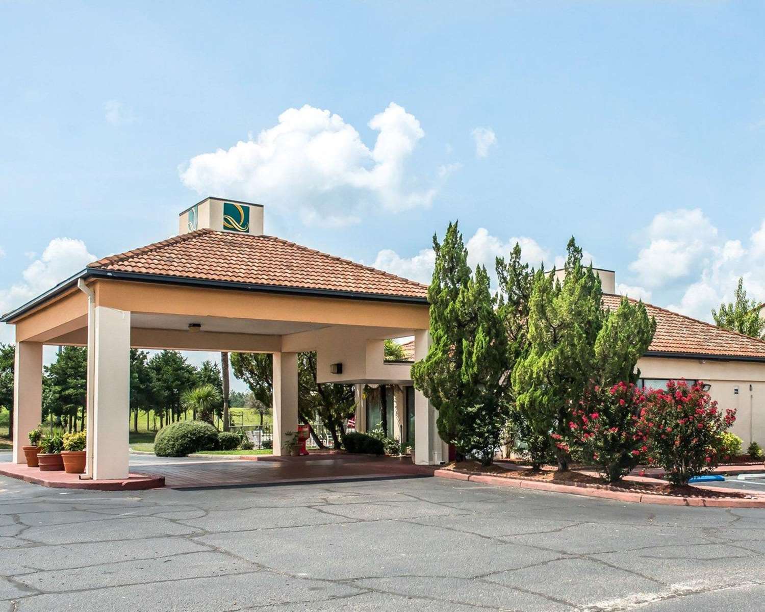 Quality Inn Marianna 2/26