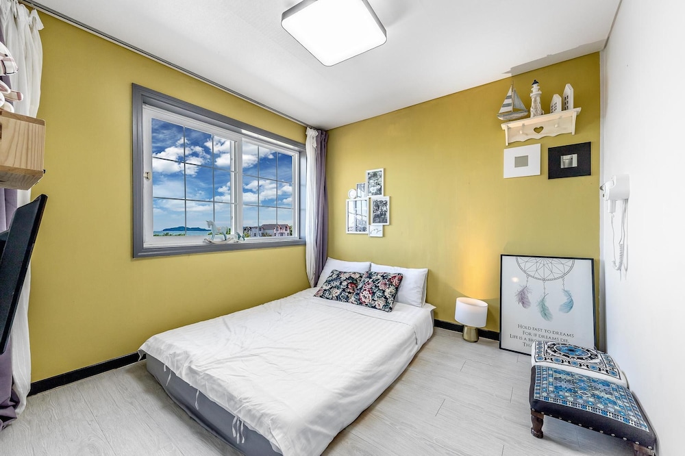 Ganghwa Rodemhouse Pension 12/48