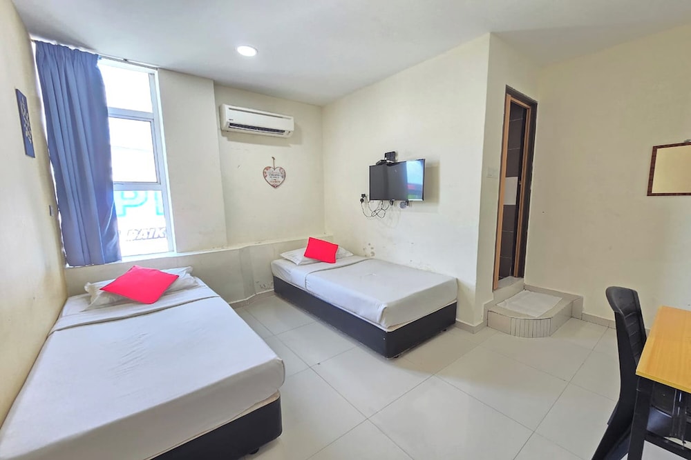Hotel Inap Sri Gombak 18/50