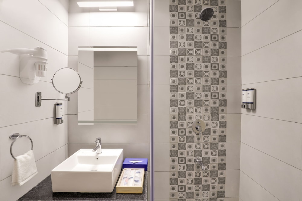 Keys Select by Lemon Tree Hotels Udaipur 37/40