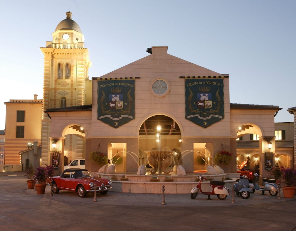 Universal's Loews Portofino Bay Hotel photo5