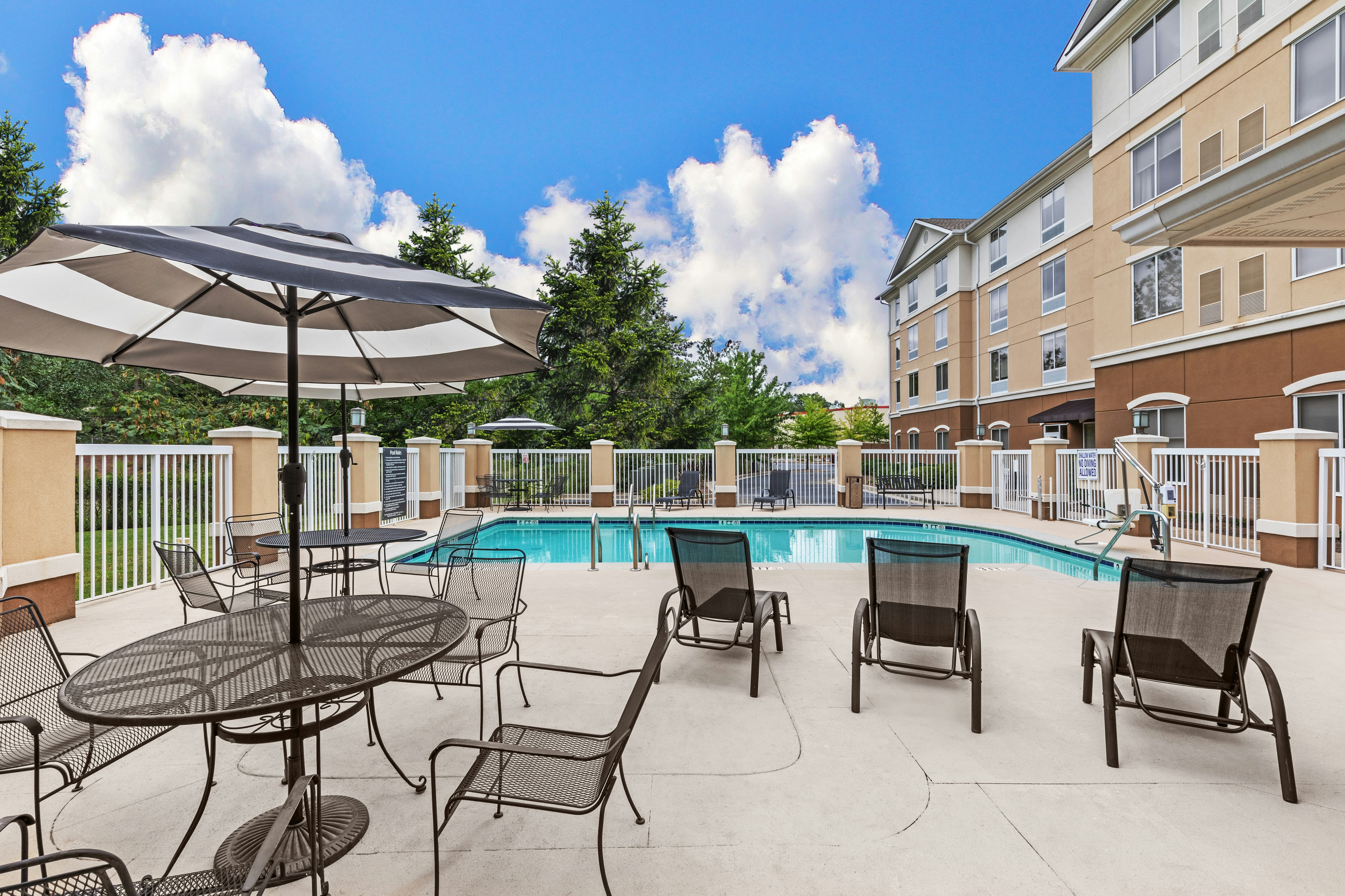 Hilton Garden Inn Aiken 20/20