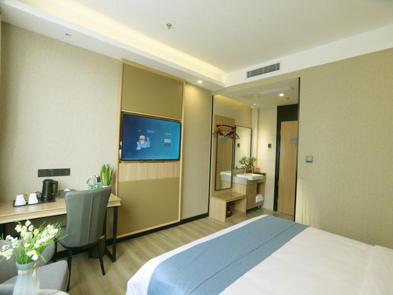 Green Tree Inn Shandong Jinan City Shungeng Intl. Convention and Exhibition Center Express Hotel 8/13