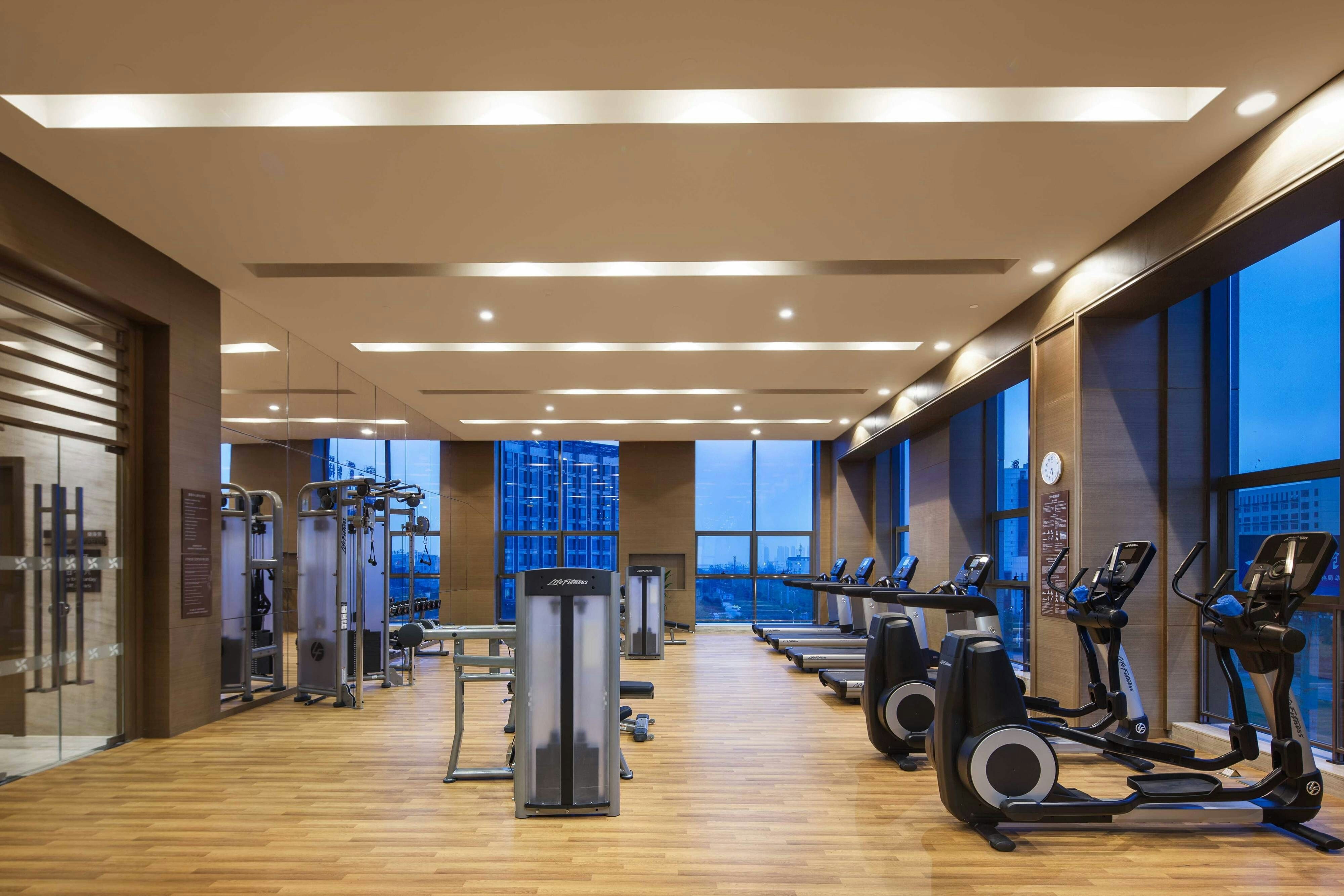 Four Points By Sheraton Hefei Baohe 10/25