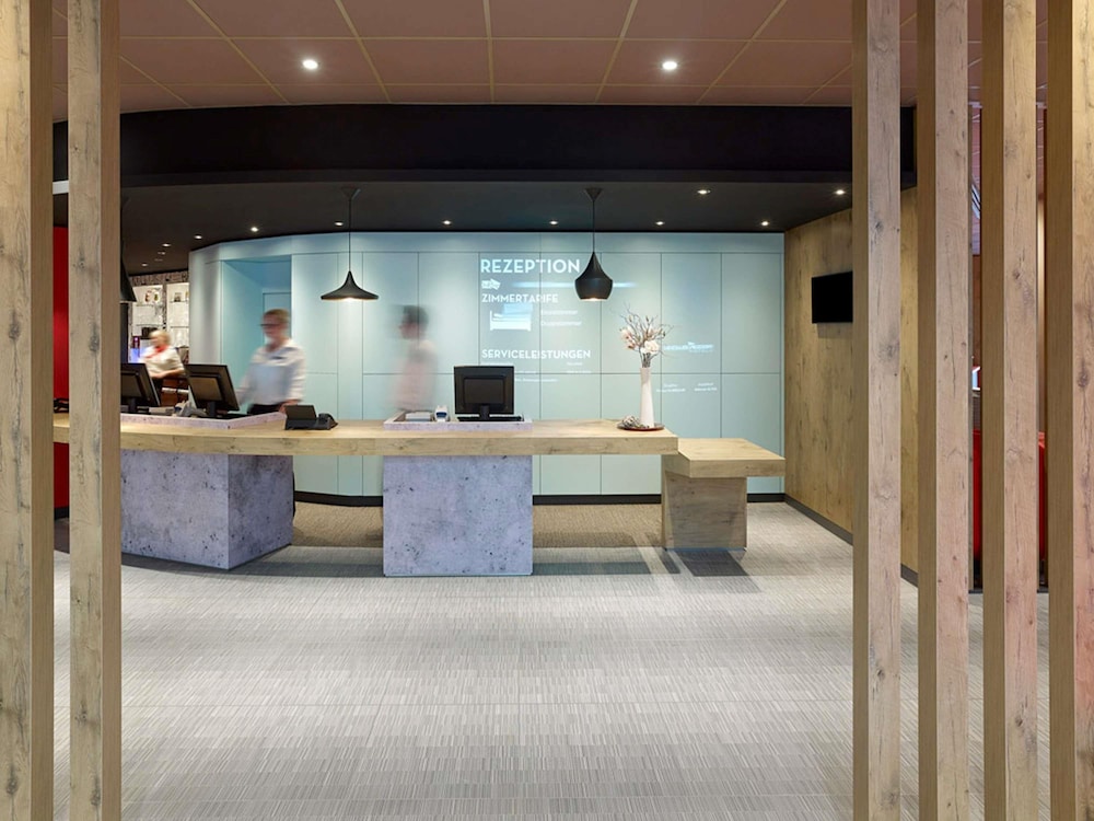 Ibis Hotel Koln Centrum 10/68