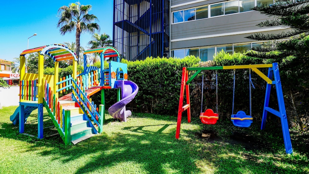 Istanbul Beach Hotel 42/50