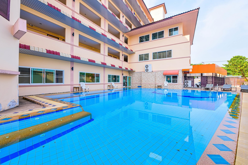 A A Pattaya Ville Hotel 4/48
