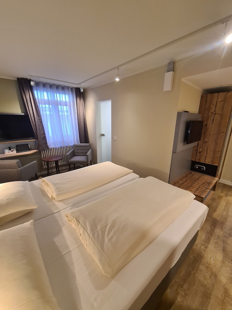 Stadthotel Engel 10/50