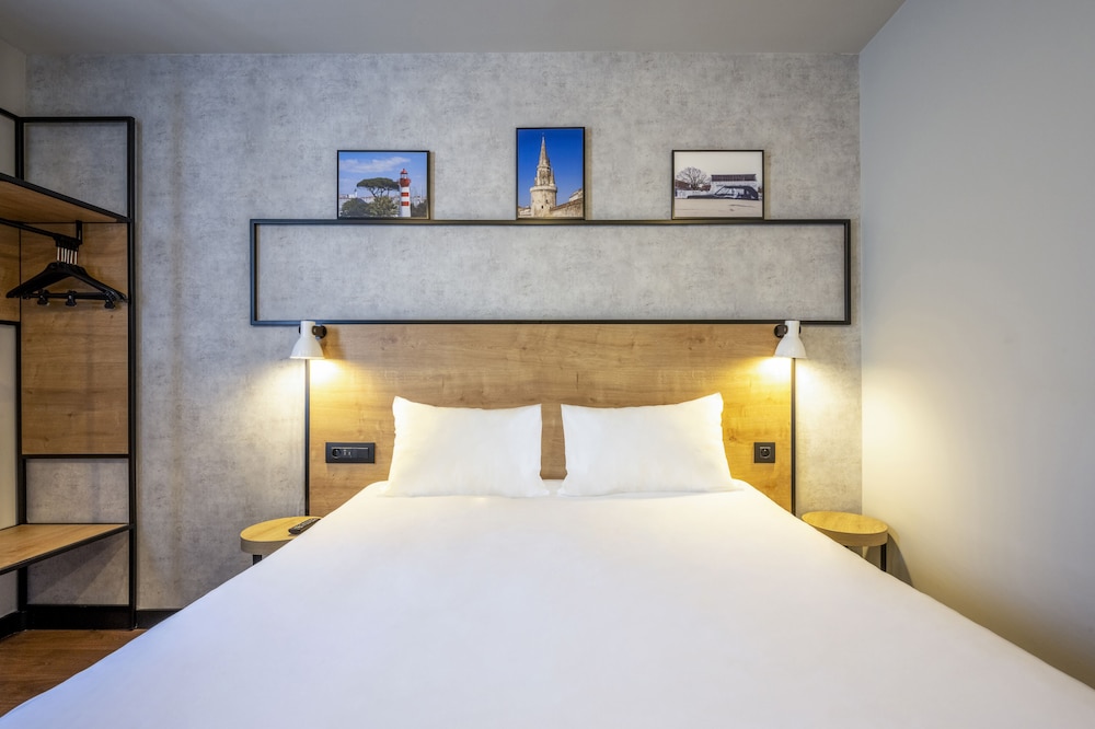 Ibis La Rochelle Vieux Port 10/64
