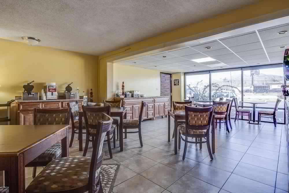 Mountain Vista Inn and Suites 47/57