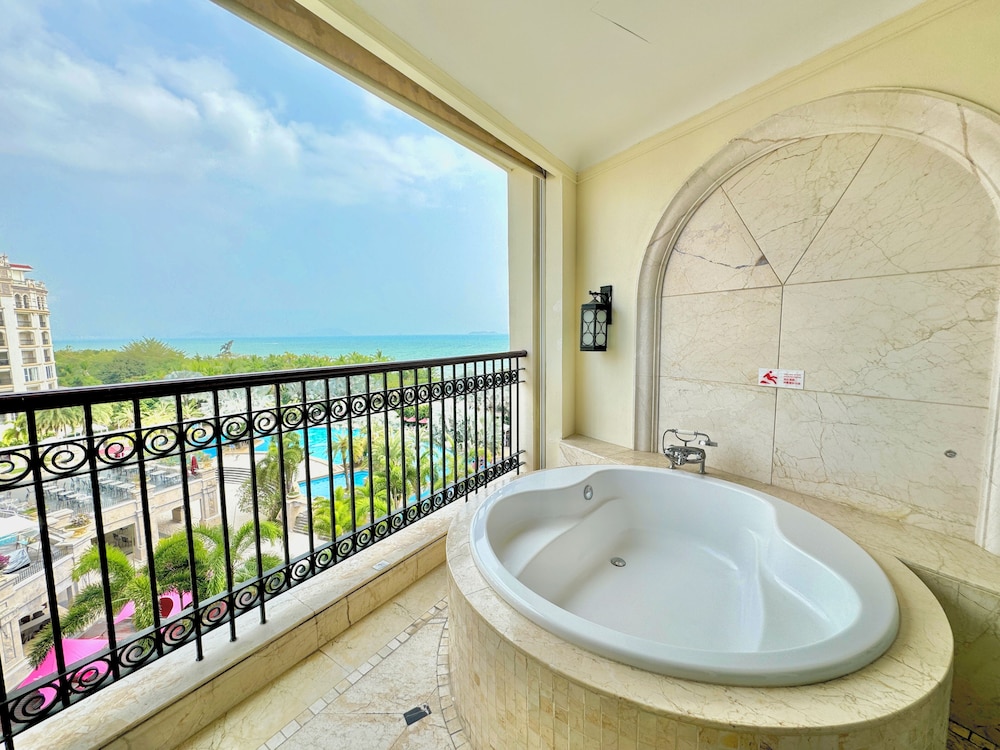 Plaza, Crowne, King Bed, Sea View، Crowne Plaza Resort Sanya Bay 7/7