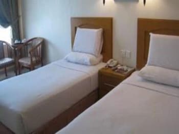 Megah D Aru Hotel Tanjung Aru Kota Kinabalu 30/50