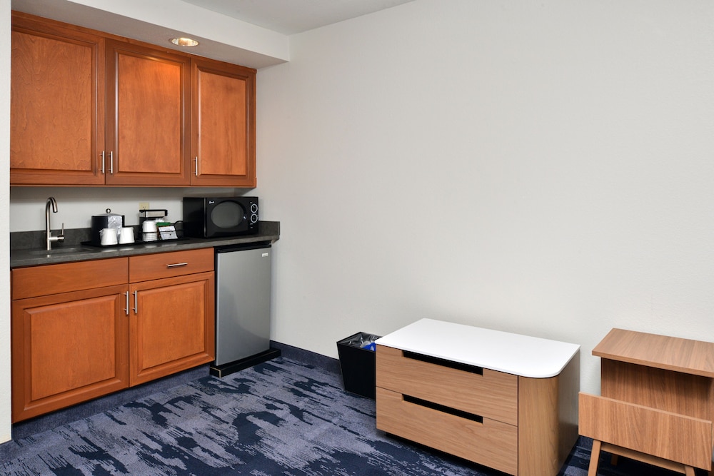 Fairfield Inn Suites By Marriott Goshen Middletown 7/48