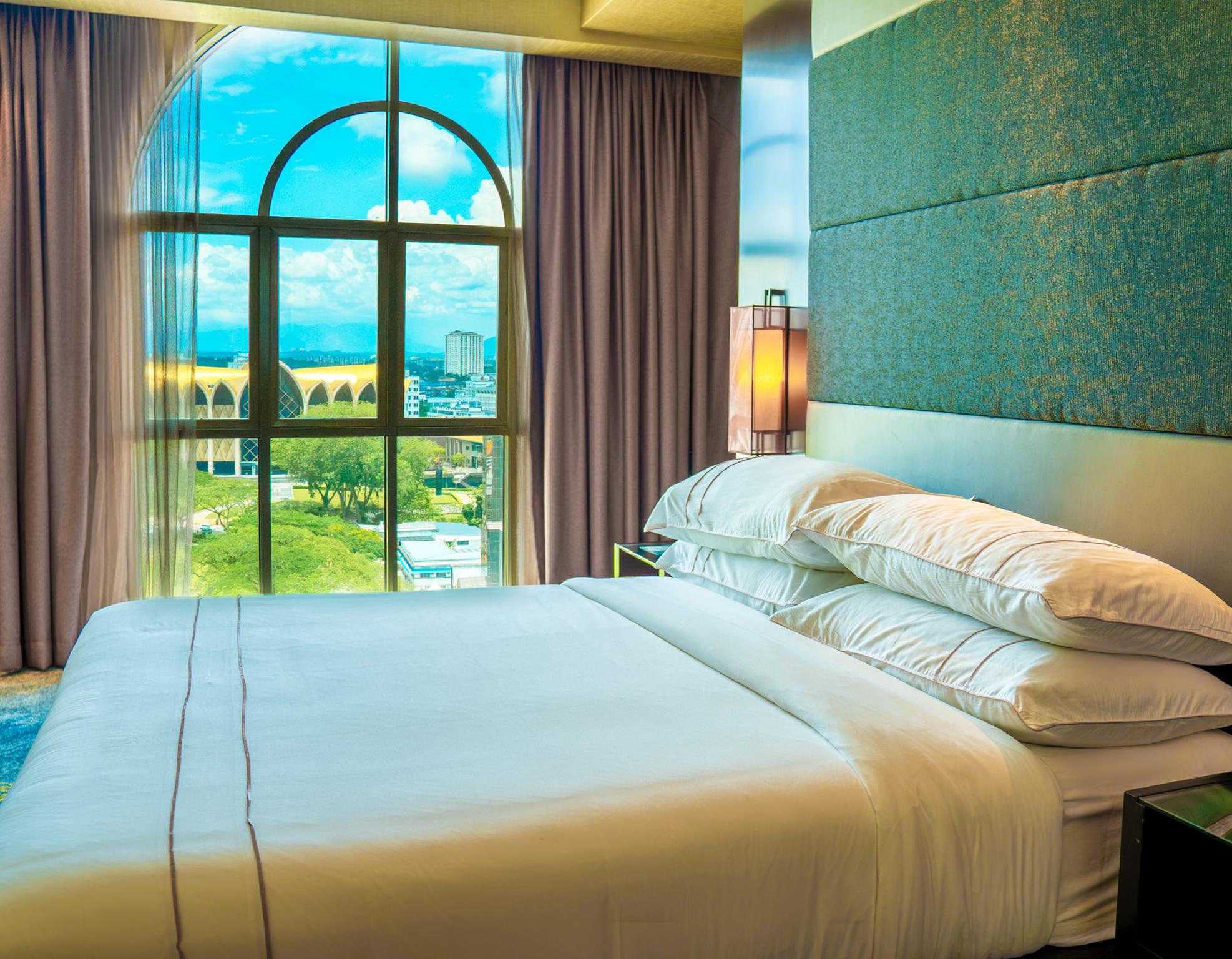 Loft, Suite, King and Queen Bed