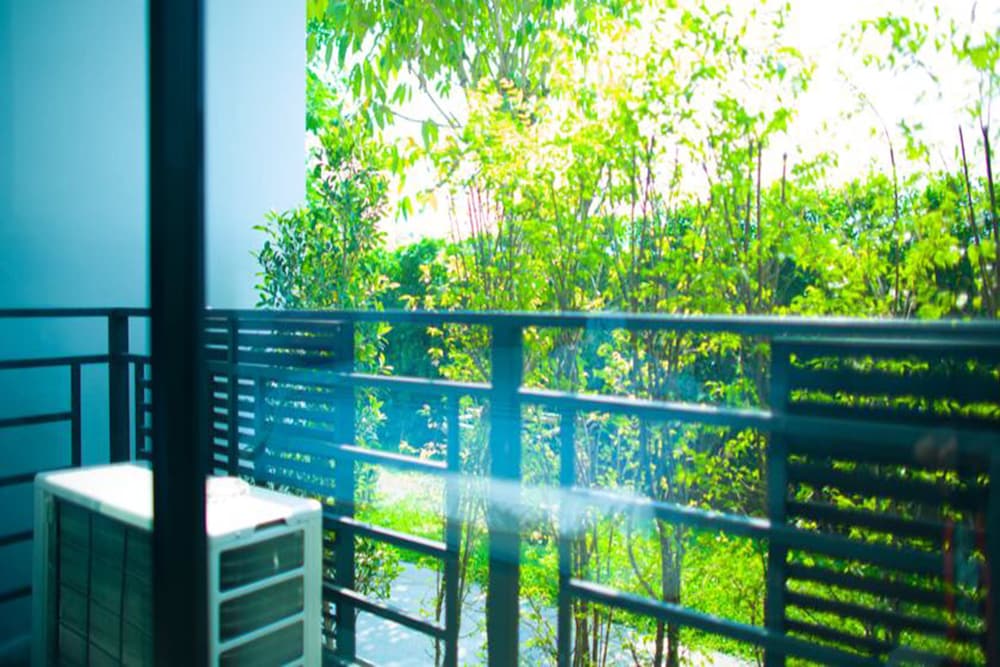 Aziss Boutique Hotel 36/54