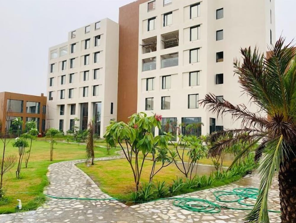 Vinti Resort, Ambaji 15/18