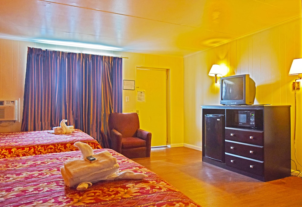 Skyview Manor Motel 31/54