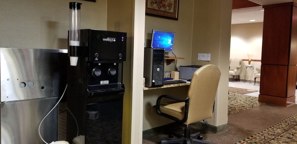 Fairbridge Inn & Suites Batavia - Darien Amusement Park 28/33