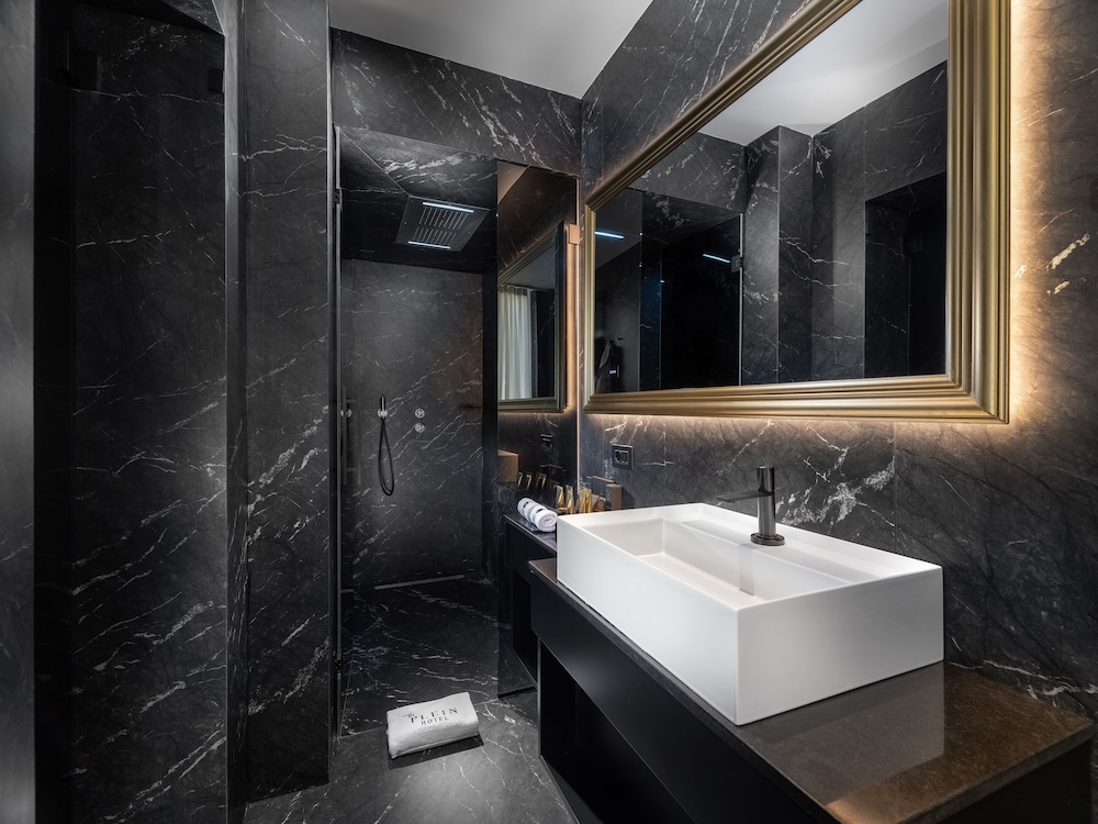 The Plein Hotel, Small Luxury Hotels of the World 37/43