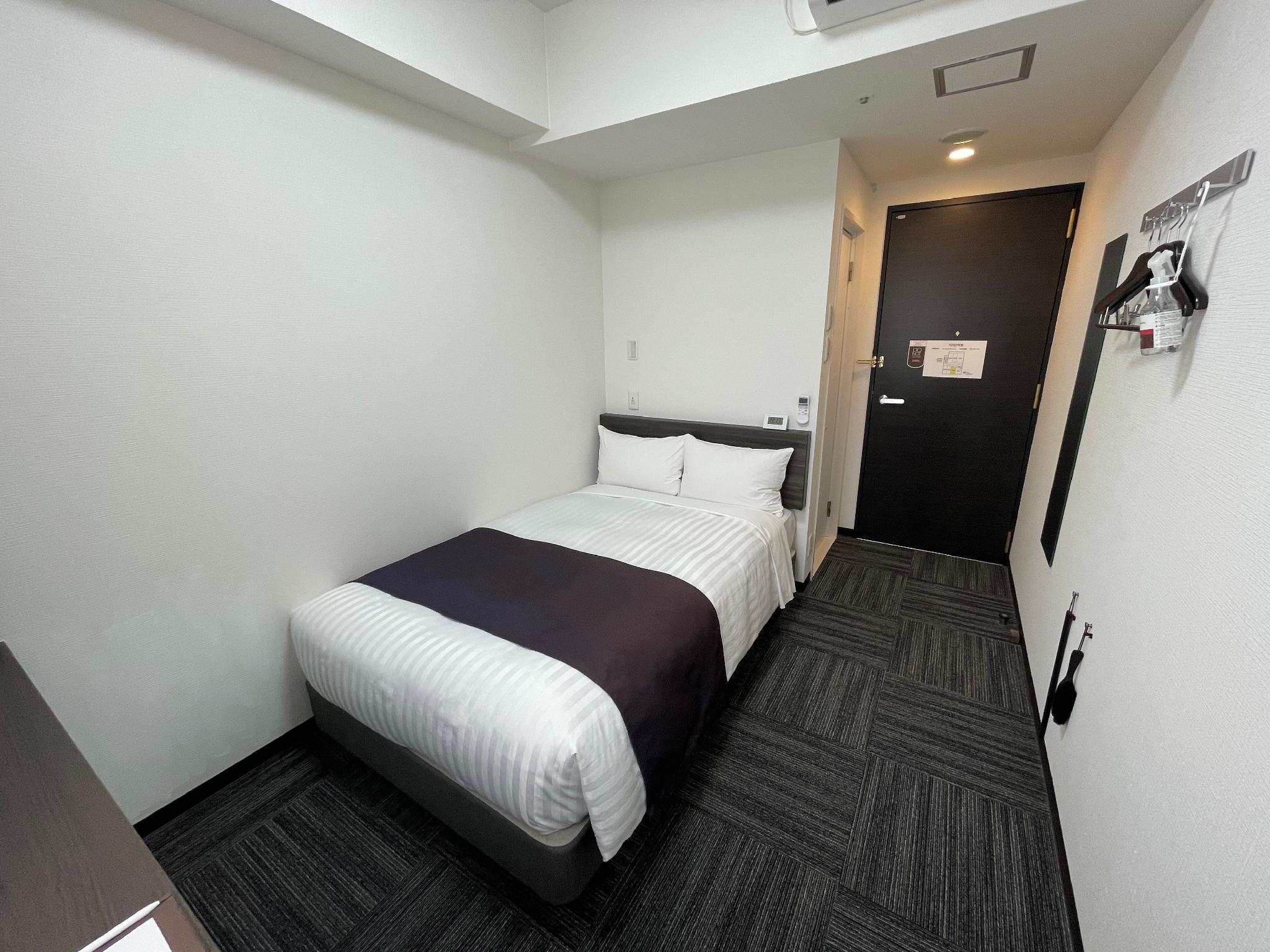 Semi Room, Standard, Semi Double Bed, Small