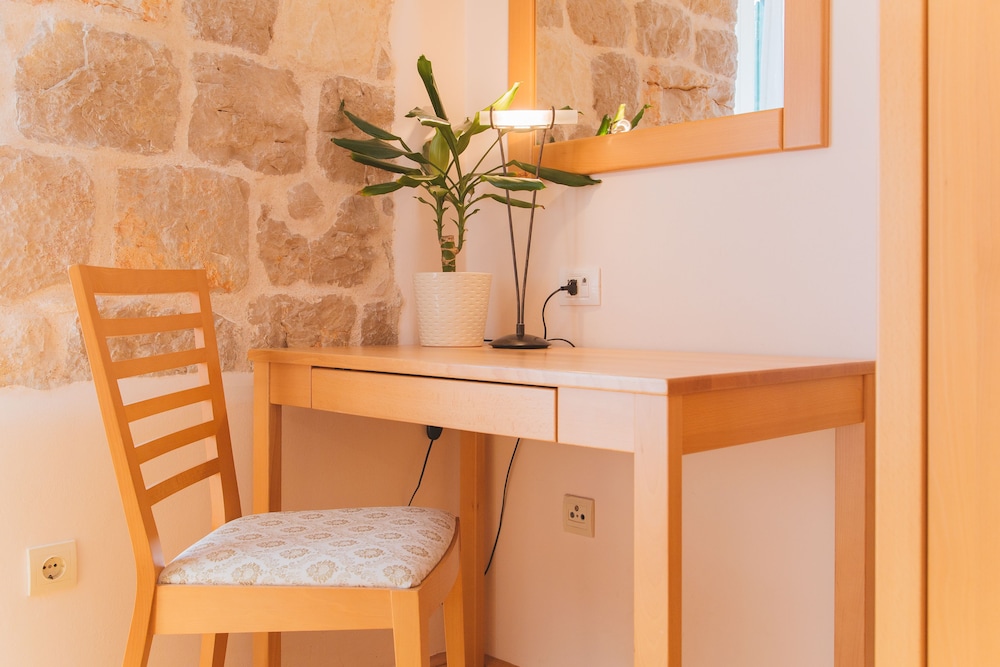 HOTEL PARK HVAR 8/76