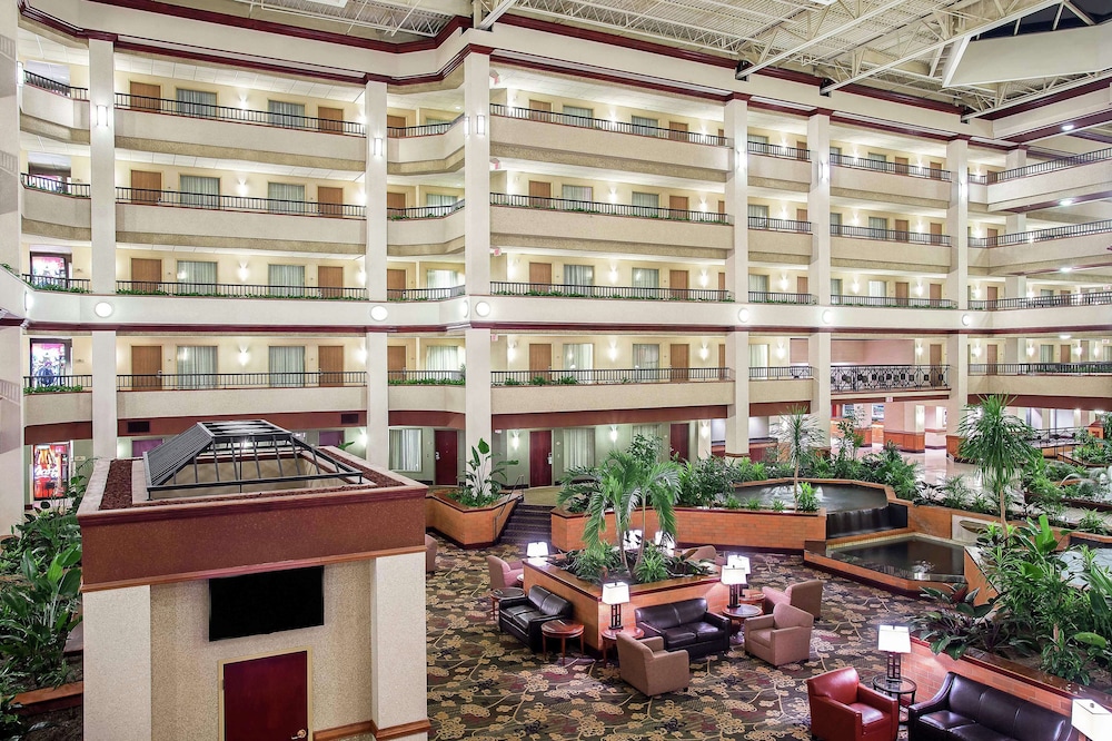 Embassy Suites by Hilton Lexington UK Coldstream in LEXINGTON - KY