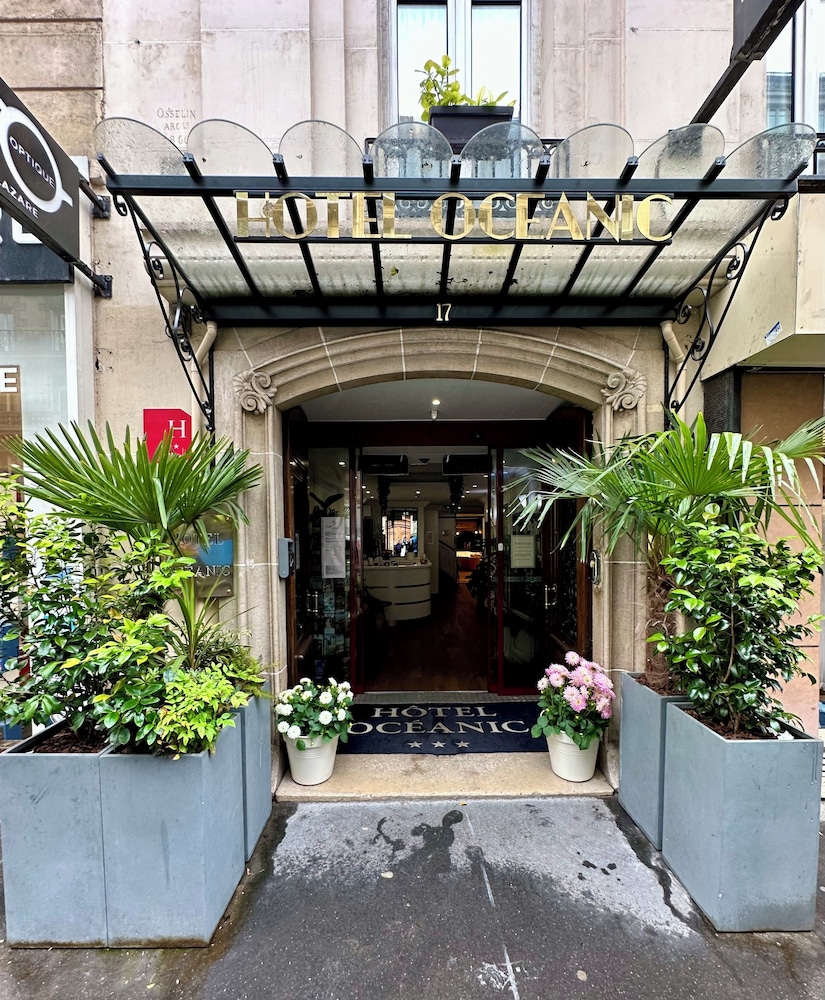 Hotel Oceanic 7/50
