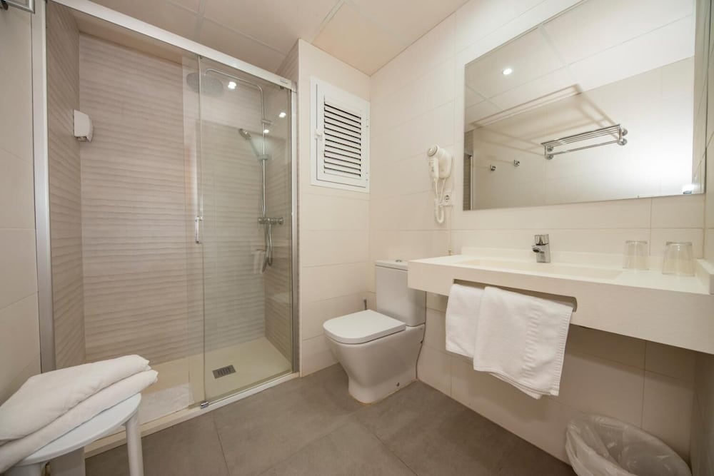 Santa Eulalia Hostal 19/44