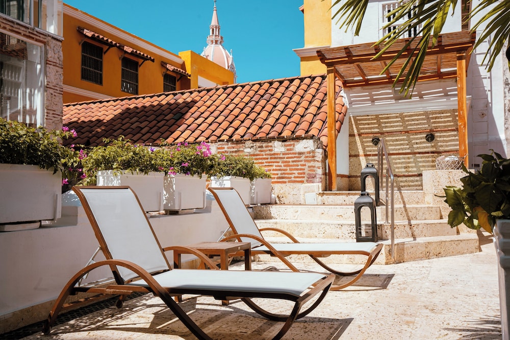 Hotel Casa del Gobernador 59/65
