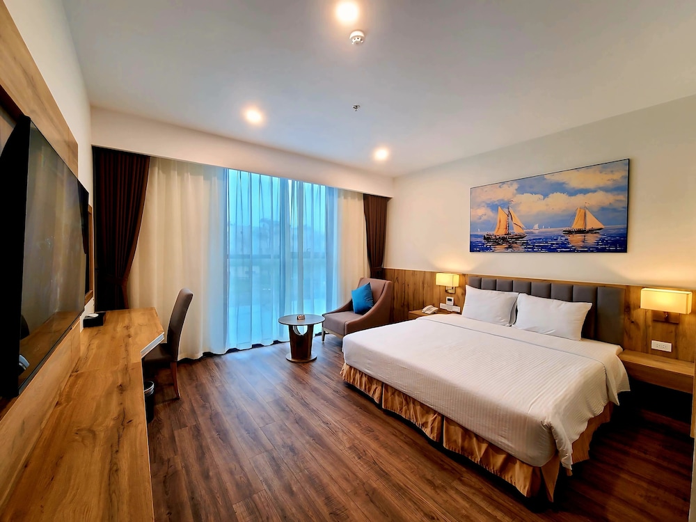 غرفة سوبيريور بسرير كينج، Muong Thanh Grand Cua Lo 2/4