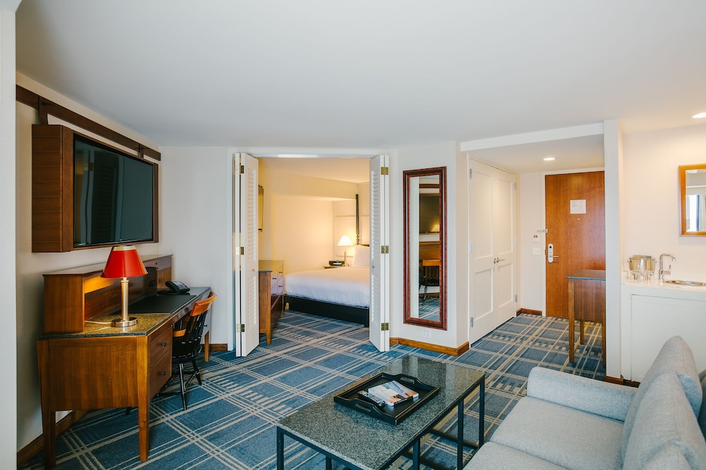 The Charles Hotel 45/70