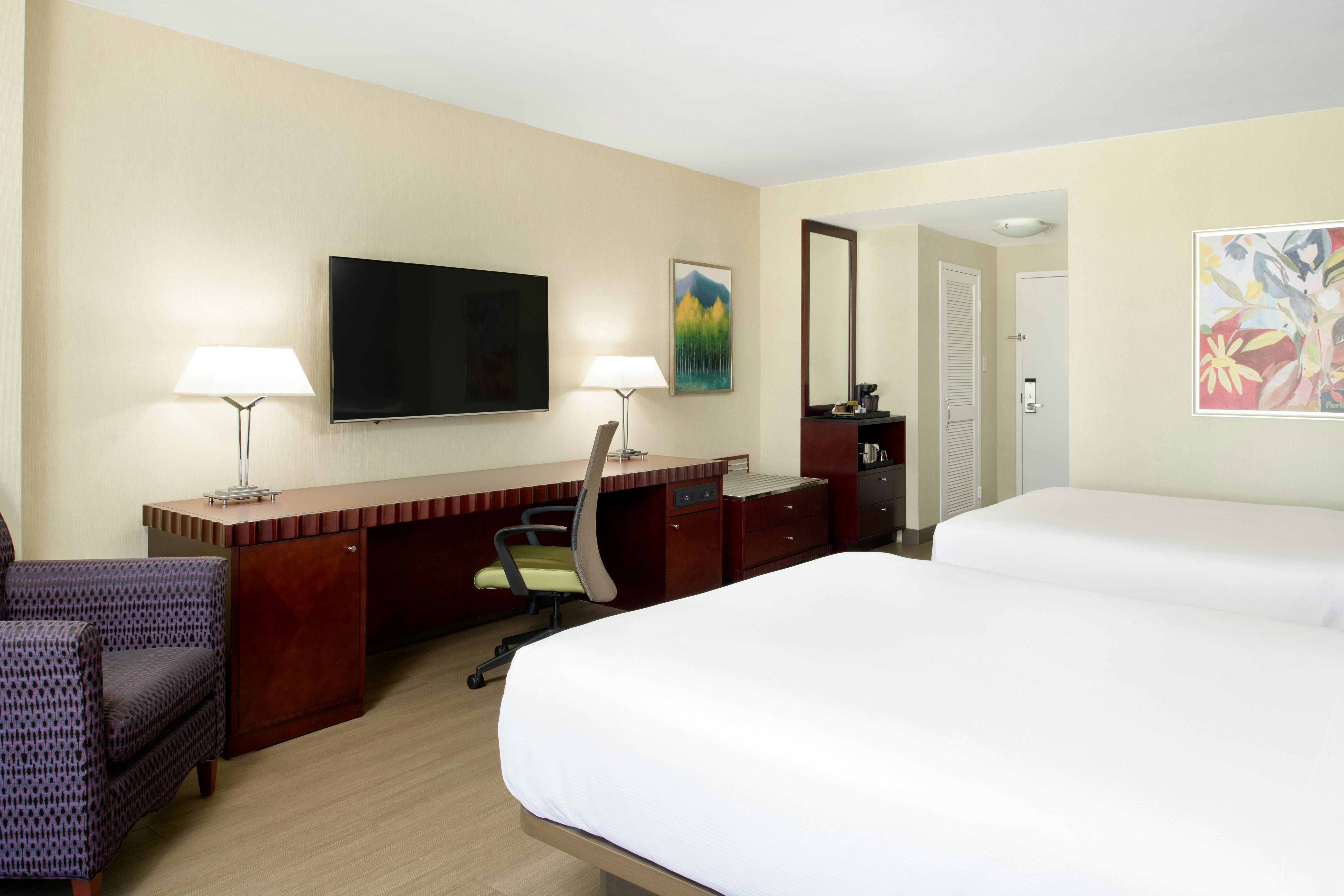 Hilton Charlotte Uptown (ex Hilton Charlotte Center City) 15/82