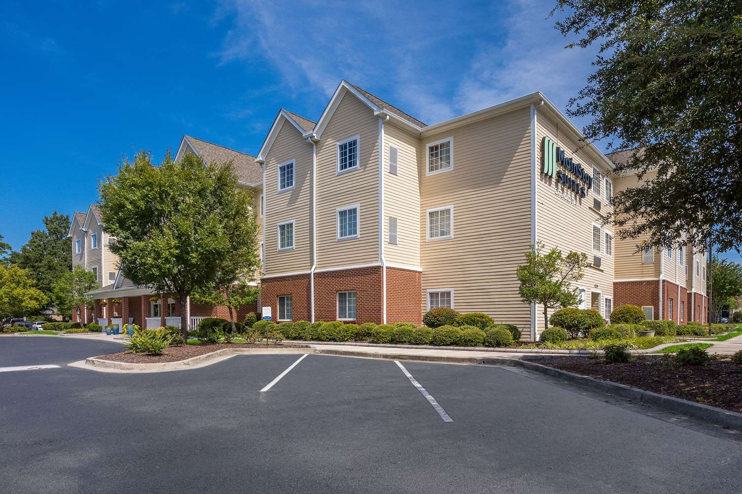 MainStay Suites Wilmington - University Area 13/16