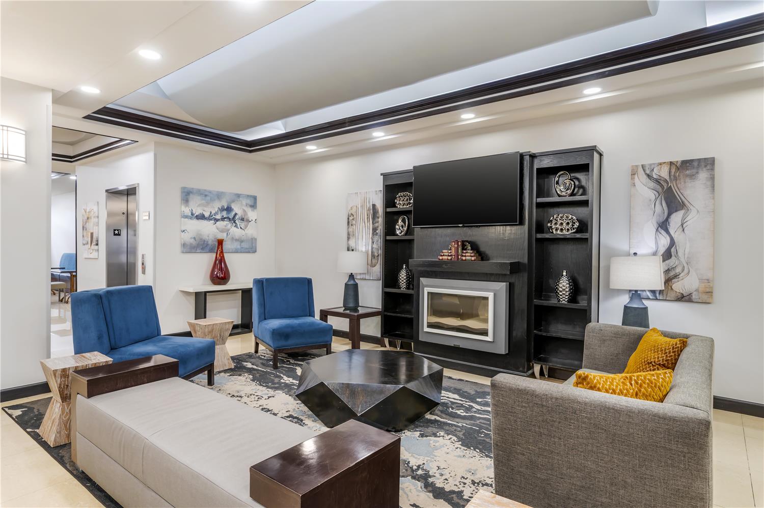 Best Western Plus JFK Inn & Suites 36/49