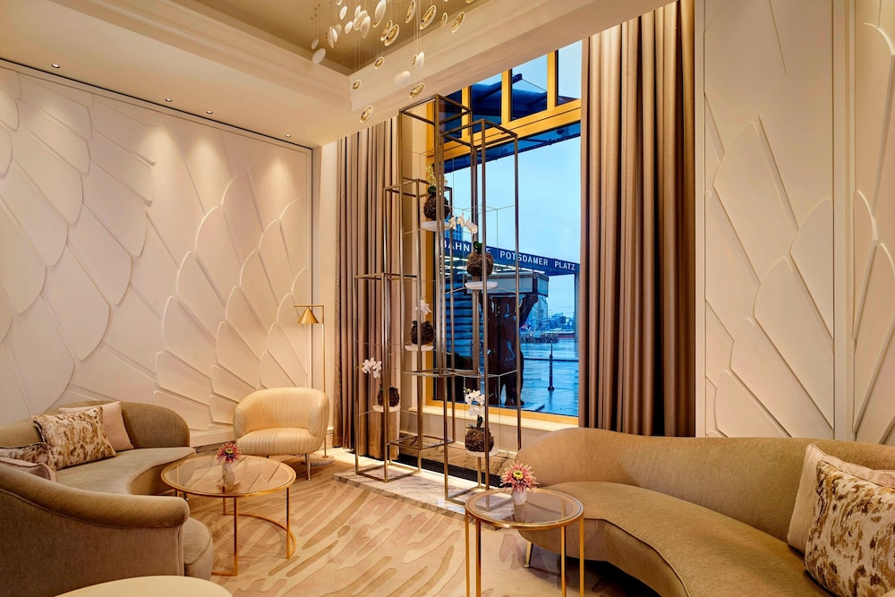THE RITZ-CARLTON, BERLIN 30/45