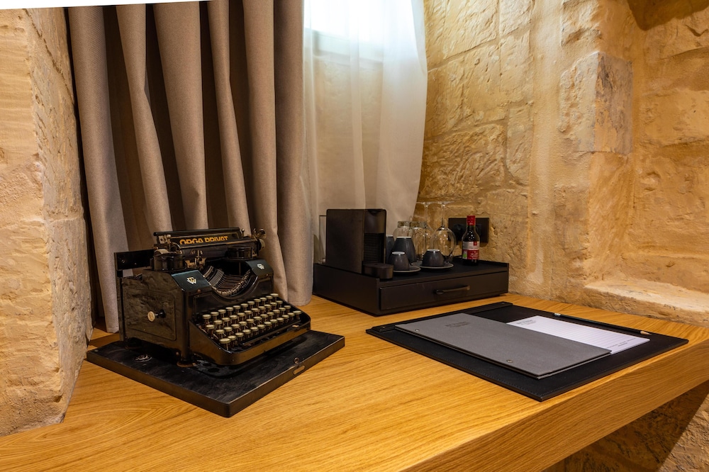 The Vincent Boutique Hotel, BW Premier Collection 67/75