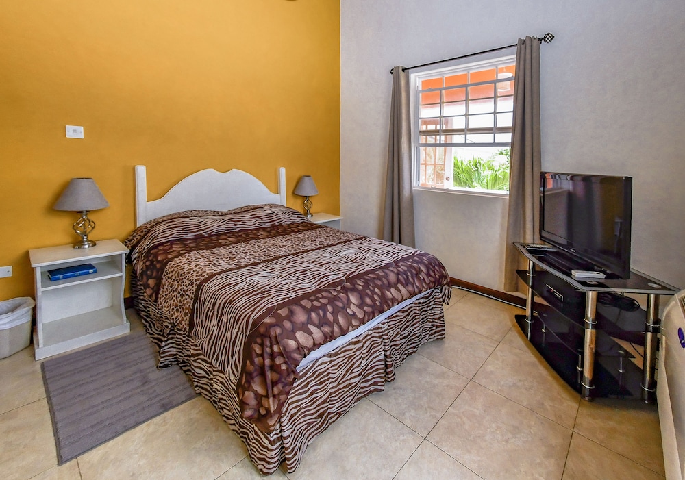 Best E Villas Providence 6/39