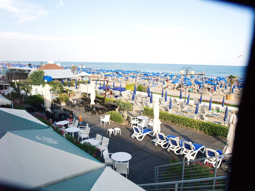 Hotel Caravelle and Minicaravelle 31/37