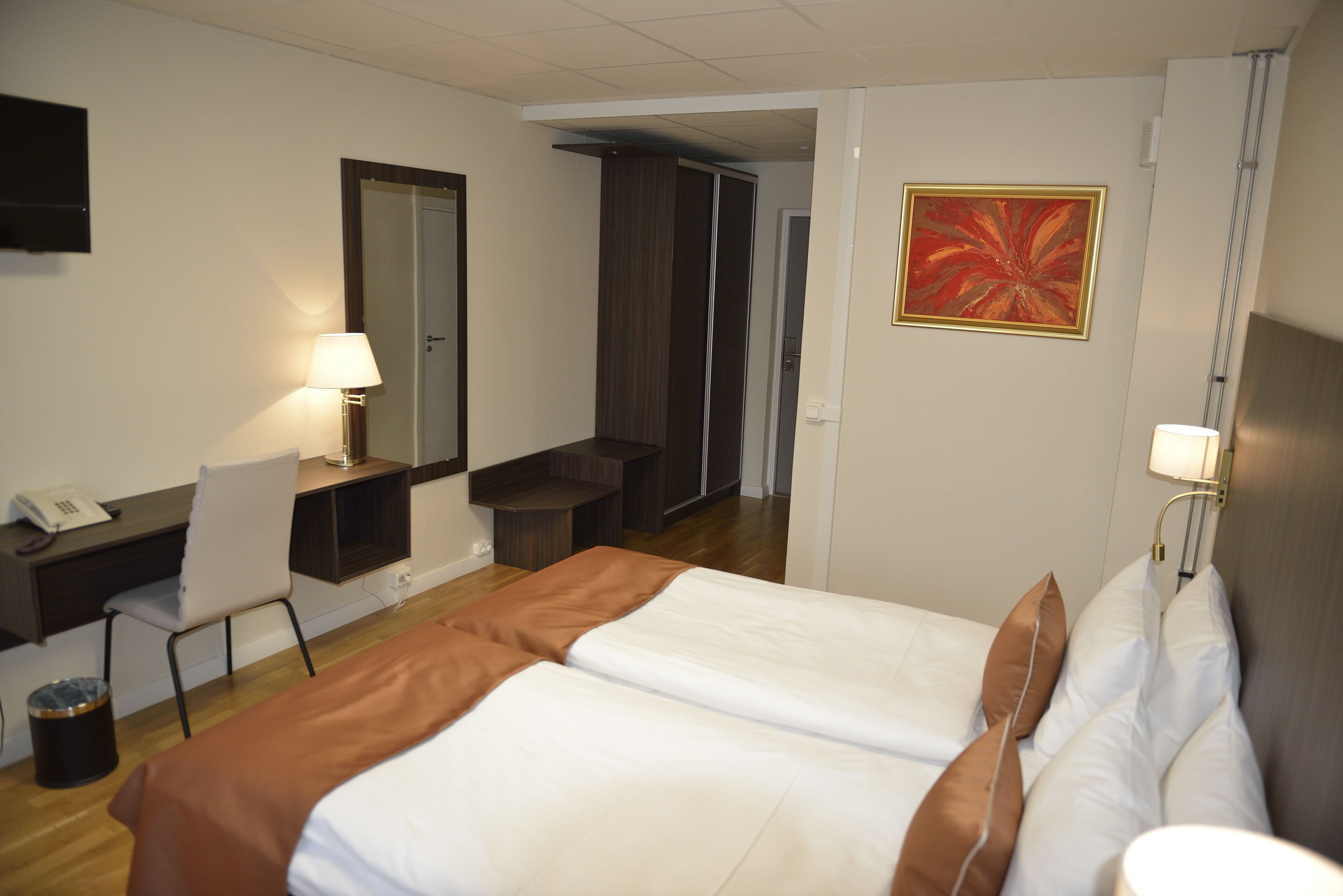 Hotell Nova 10/24