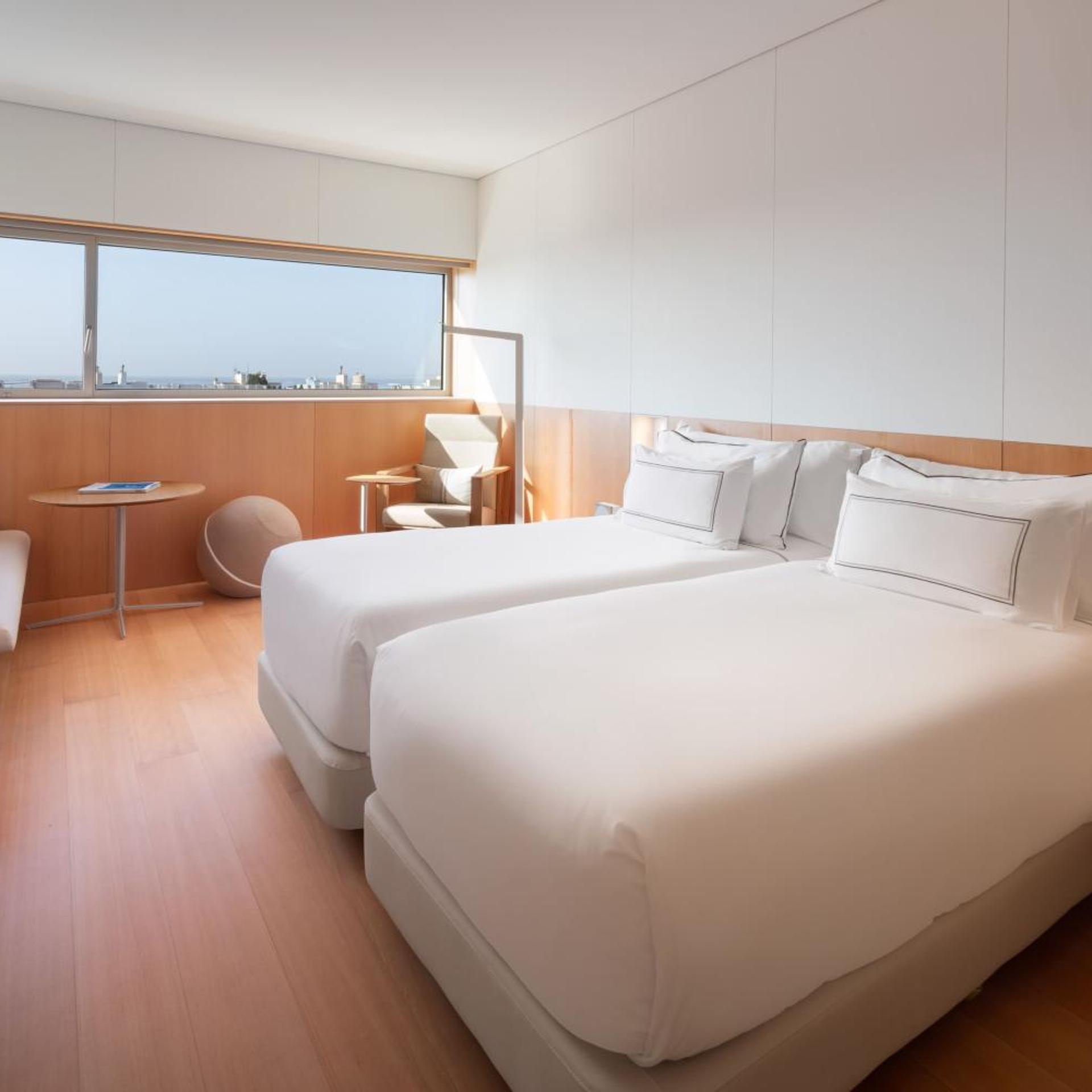 The Level, Double or Twin Bed, Sea View