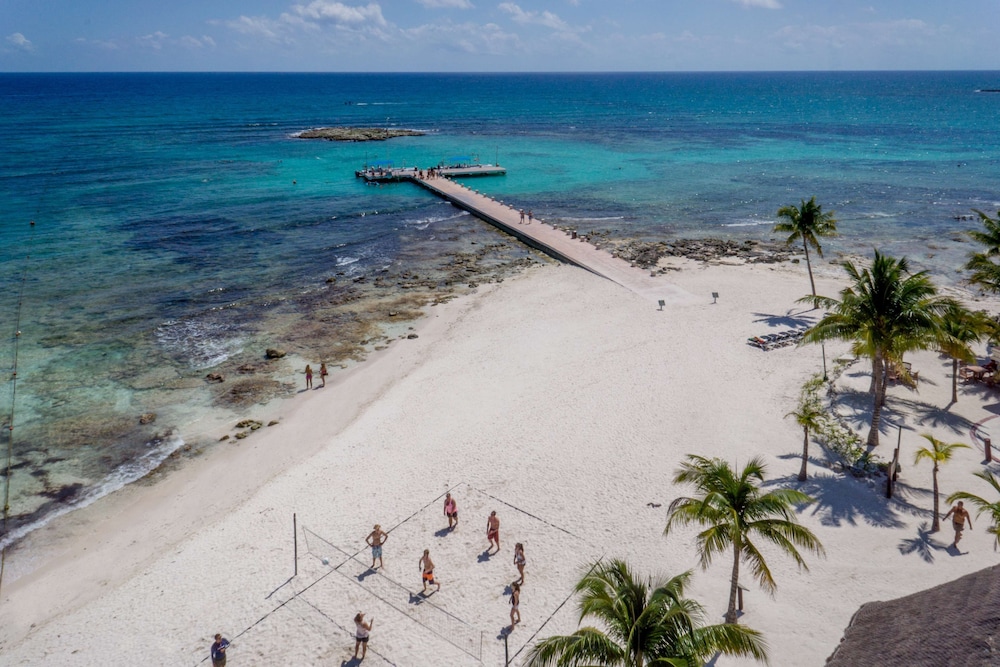 Barcelo Maya Tropical 43/48