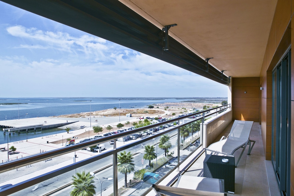Real Marina Hotel & Spa 35/83