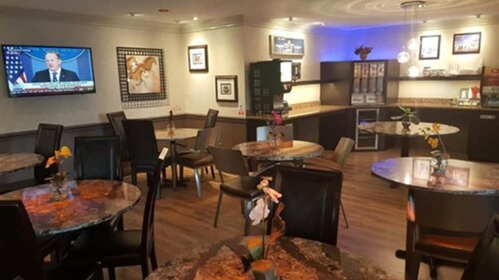 East Norwich Inn-Oyster Bay, Long Island, NY 38/54